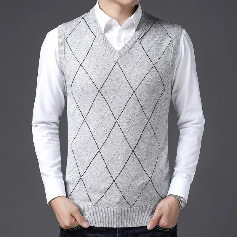 2026 New Men's Knitted Sweater Vests V-neck Middle-aged Men Sweaters Vest for Male Tops Man Knitted Vest Sweater